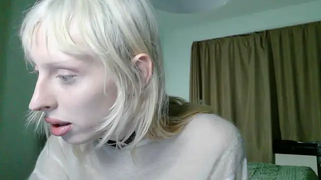 Sora100000 online show from 04/19/26, 08:44