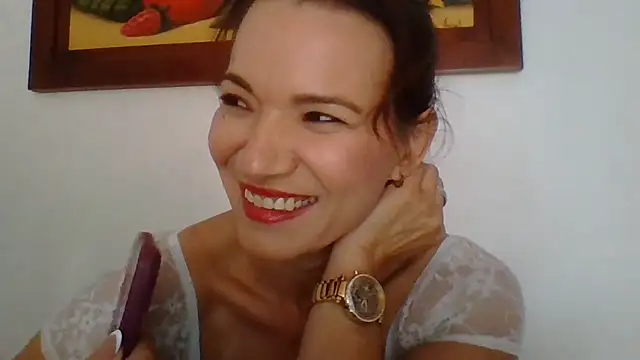 Snapshot of valery_fitt chatting on 07/12/26, 02:41 valery fitt online show from 07/12/26, 02:41