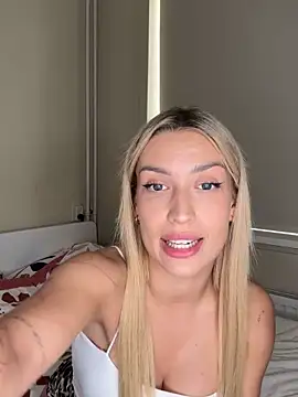 BlondeChiara online show from 04/20/26, 05:59