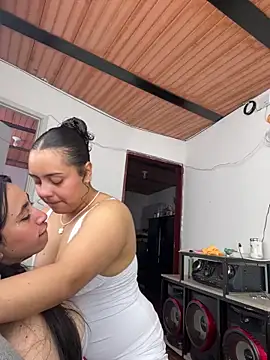 ayli tuli online show from 04/23/26, 06:54