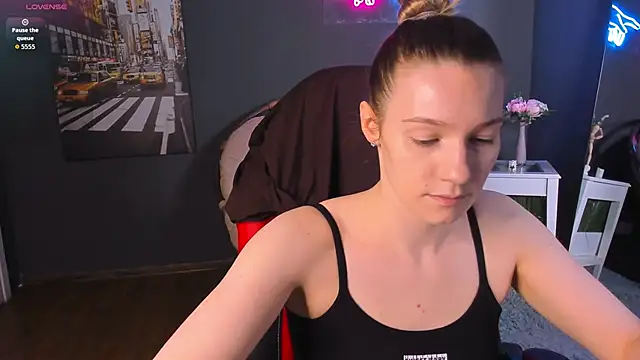 Vanessa   Lui online show from 04/17/26, 03:15