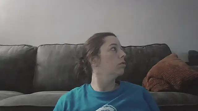 lily1982 online show from 05/17/26, 02:09