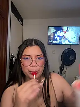 foxy gigi online show from 04/14/26, 06:41