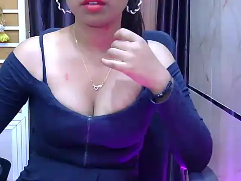 Snapshot of Bold-Ankita chatting on 05/21/26, 05:58 Bold-Ankita online show from 05/21/26, 05:58