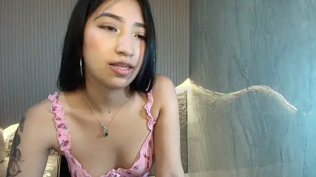 Snapshot of sol__r chatting on 06/28/26, 03:12 sol r online show from 06/28/26, 03:12