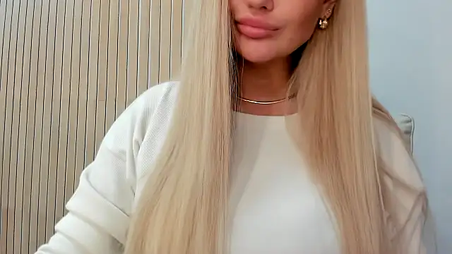 Anastaeisha online show from 04/10/26, 07:46