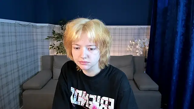 Star Bee online show from 04/11/26, 09:13