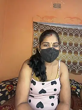 Snapshot of hornycouple096 chatting on 06/27/26, 12:55 hornycouple096 online show from 06/27/26, 12:55