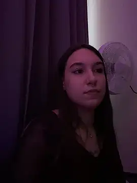 Snapshot of RiannaBrown chatting on 04/09/26, 02:44 RiannaBrown online show from 04/09/26, 02:44