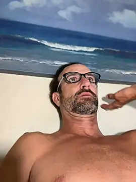 Pink-Tip-Bunny online show from 04/18/26, 02:04