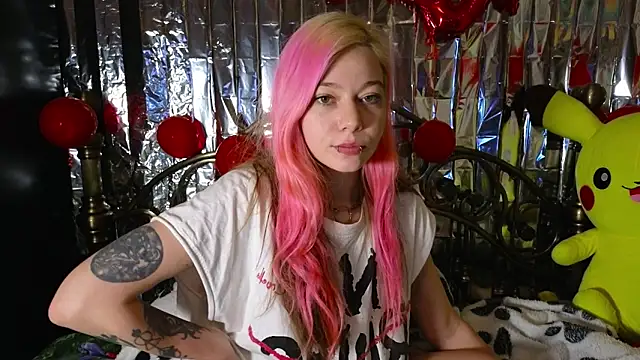 Sansarella online show from 02/19/25, 03:17