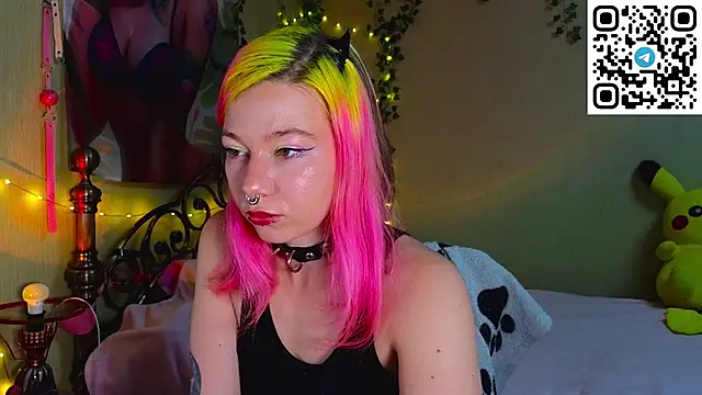 Sansarella online show from 11/19/25, 03:56