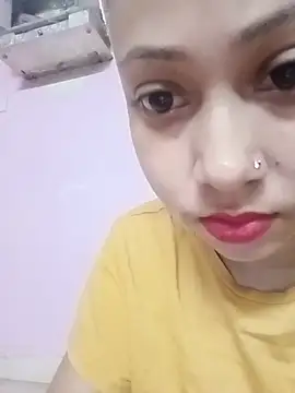 Snapshot of Hot_Soniya_08 chatting on 05/09/26, 06:35 Hot Soniya 08 online show from 05/09/26, 06:35