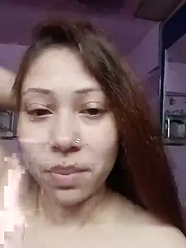 Snapshot of Hot_Soniya_08 chatting on 05/15/26, 02:02 Hot Soniya 08 online show from 05/15/26, 02:02
