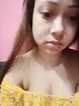 Snapshot of Hot_Soniya_08 chatting on 05/20/26, 06:47 Hot Soniya 08 online show from 05/20/26, 06:47