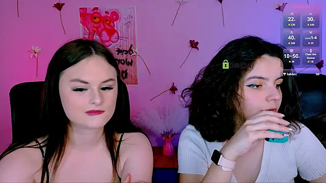 mia mooon  online show from 06/03/26, 10:07