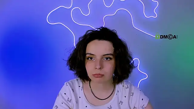 mia mooon  online show from 06/12/26, 08:35
