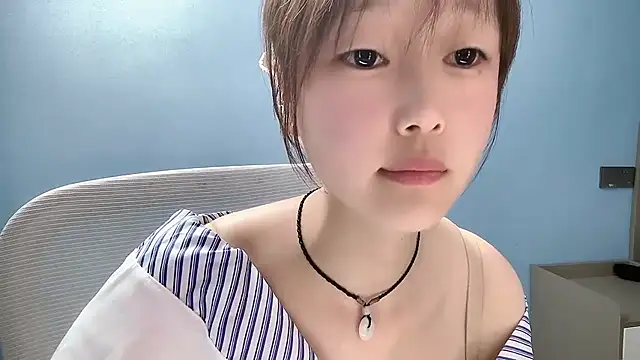 Snapshot of Xiaoqing00 chatting on 04/27/26, 02:09 Xiaoqing00 online show from 04/27/26, 02:09