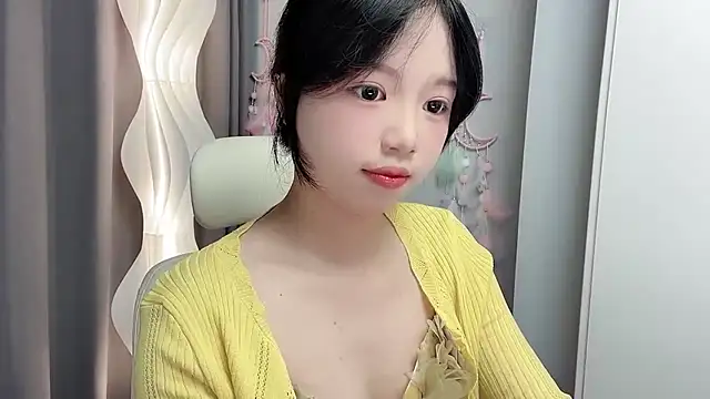 Snapshot of Xiaoqing00 chatting on 05/27/26, 03:14 Xiaoqing00 online show from 05/27/26, 03:14