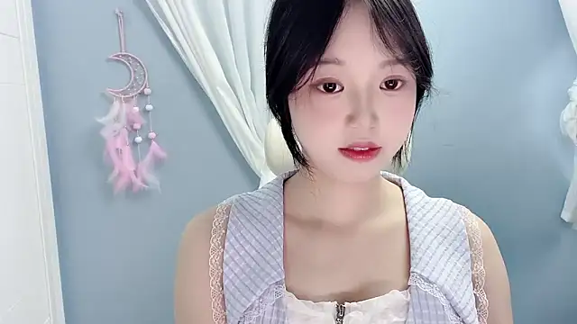 Xiaoqing00 online show from 06/18/26, 04:13