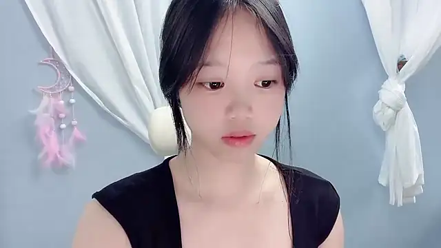 Xiaoqing00 online show from 06/22/26, 03:47