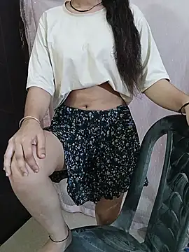 Snapshot of Baby-Doll_ chatting on 05/20/26, 04:07 Baby-Doll online show from 05/20/26, 04:07