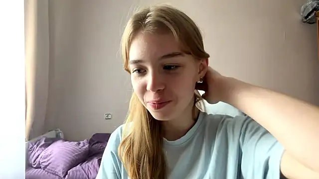 Snapshot of HebrewRiding chatting on 06/19/26, 07:34 HebrewRiding online show from 06/19/26, 07:34