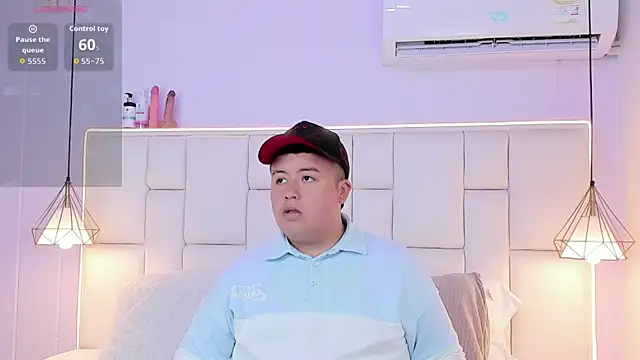 Snapshot of Nathaniel_stone chatting on 04/10/26, 05:28 Nathaniel stone online show from 04/10/26, 05:28