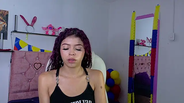 VelinaHoney online show from 07/15/26, 12:32