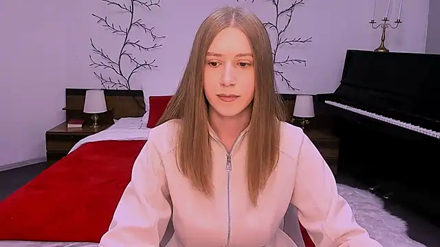 Snapshot of cheeky_chick chatting on 04/13/26, 08:25 cheeky chick online show from 04/13/26, 08:25