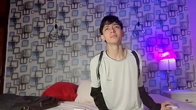 Twink Sebas7 online show from 06/10/26, 12:15
