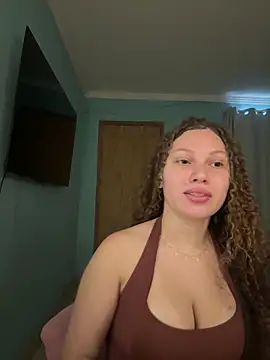 sophiiahot online show from 05/26/26, 04:25