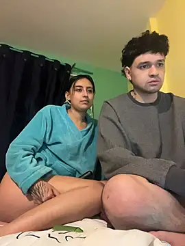 Snapshot of hotlatinocouple__ chatting on 06/25/26, 05:34 hotlatinocouple online show from 06/25/26, 05:34