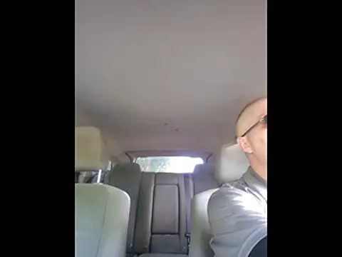 Snapshot of chronic_vibez chatting on 05/02/26, 10:37 chronic vibez online show from 05/02/26, 10:37