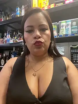 MIA ROSSEEE online show from 05/10/26, 03:28