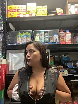 MIA ROSSEEE online show from 06/11/26, 12:32