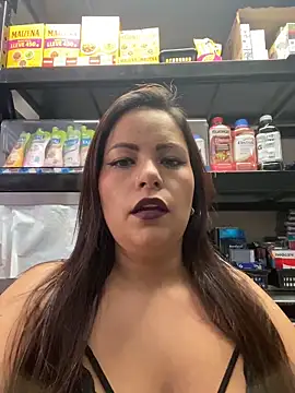 MIA ROSSEEE online show from 06/16/26, 08:00