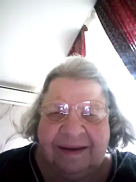 MartaMia68 online show from 05/18/26, 04:24