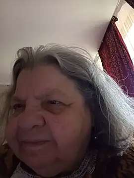 Snapshot of MartaMia68 chatting on 06/27/26, 05:45 MartaMia68 online show from 06/27/26, 05:45