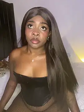 Snapshot of Coralqute chatting on 04/11/26, 02:16 Coralqute online show from 04/11/26, 02:16