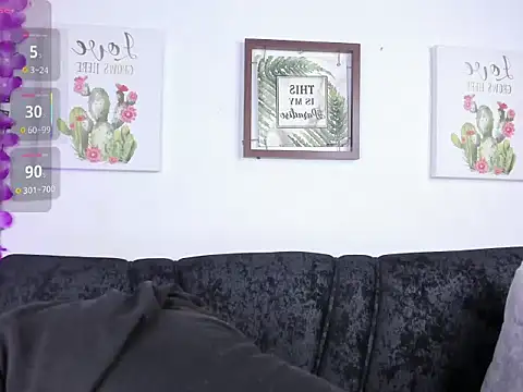 Snapshot of haly_smif chatting on 04/09/26, 02:00 haly smif online show from 04/09/26, 02:00