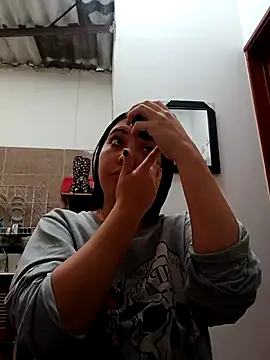 AlaiaLux online show from 04/19/26, 09:06