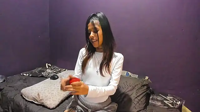 Indianteezerr online show from 06/23/26, 04:49