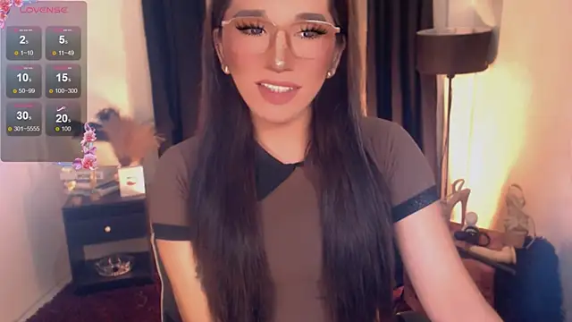 Snapshot of Precious_RoseDollxxx chatting on 06/15/26, 06:48 Precious RoseDollxxx online show from 06/15/26, 06:48