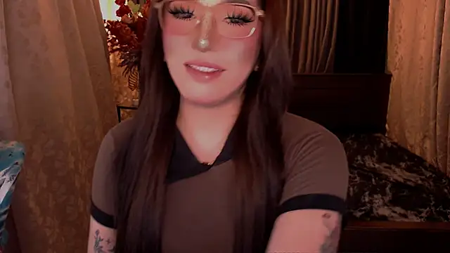 Snapshot of Precious_RoseDollxxx chatting on 06/18/26, 03:38 Precious RoseDollxxx online show from 06/18/26, 03:38