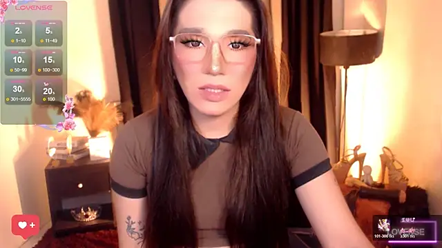 Snapshot of Precious_RoseDollxxx chatting on 06/19/26, 06:51 Precious RoseDollxxx online show from 06/19/26, 06:51