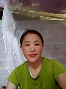 Snapshot of _Lyly_pussy_ chatting on 05/16/26, 04:09 Lyly pussy online show from 05/16/26, 04:09
