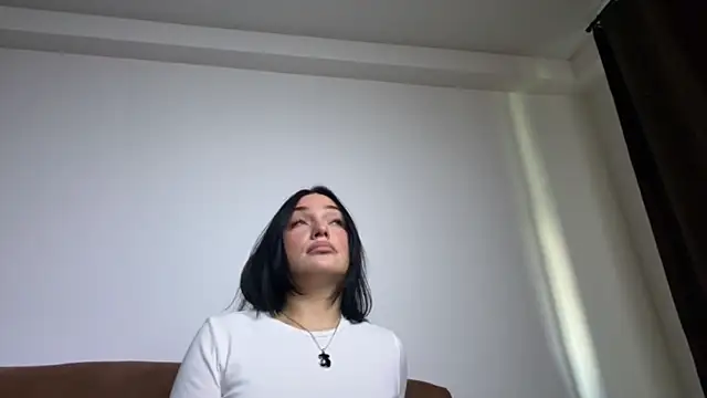 LucyHotty  online show from 06/06/26, 11:48