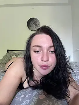 Snapshot of LucyHotty_ chatting on 06/23/26, 10:02 LucyHotty online show from 06/23/26, 10:02