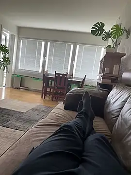 Snapshot of elysmay chatting on 05/07/26, 11:04 elysmay online show from 05/07/26, 11:04